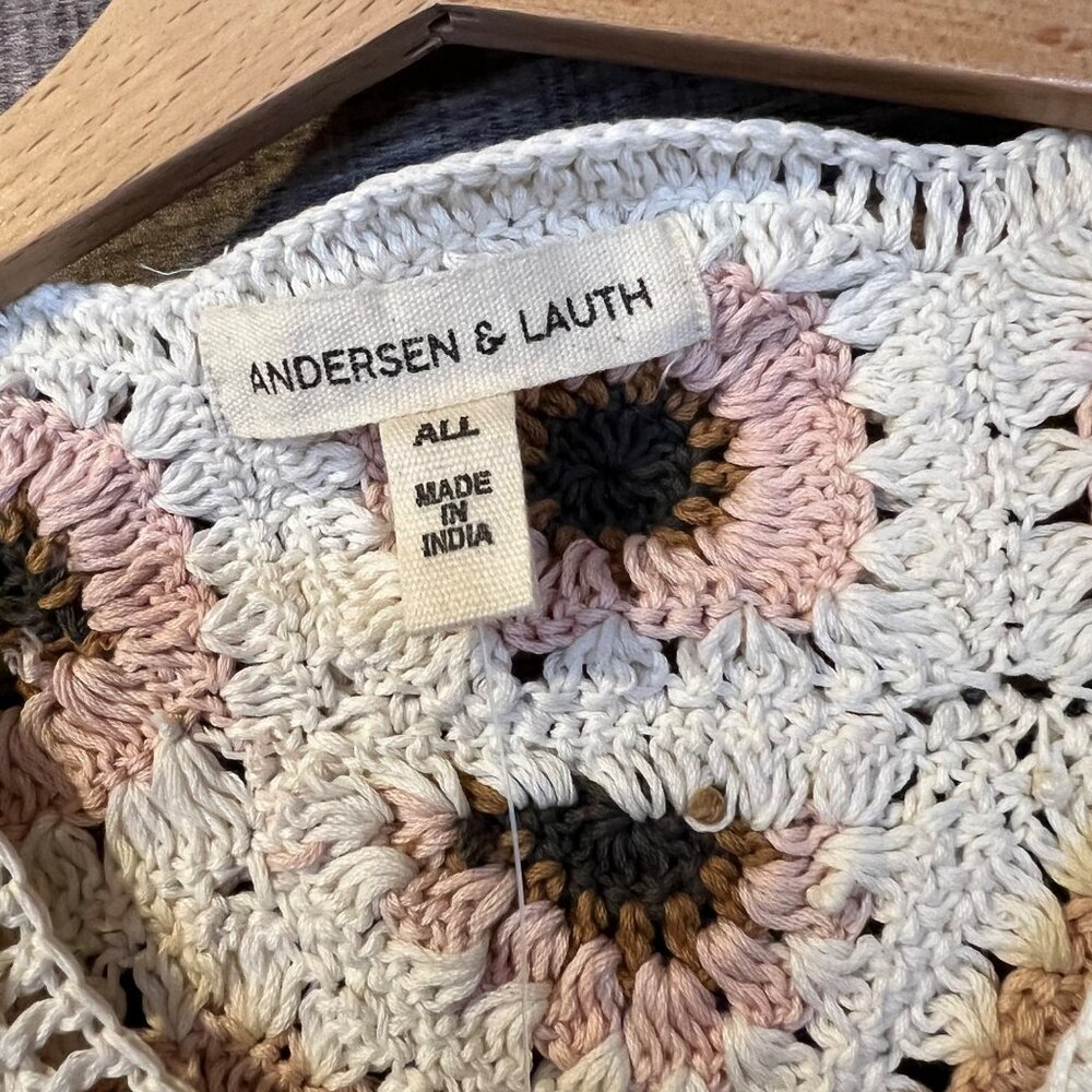 NWT Anthropologie Andersen &‎ Lauth Girls Amber Crochet Granny Square Poncho - Picture 4 of 6